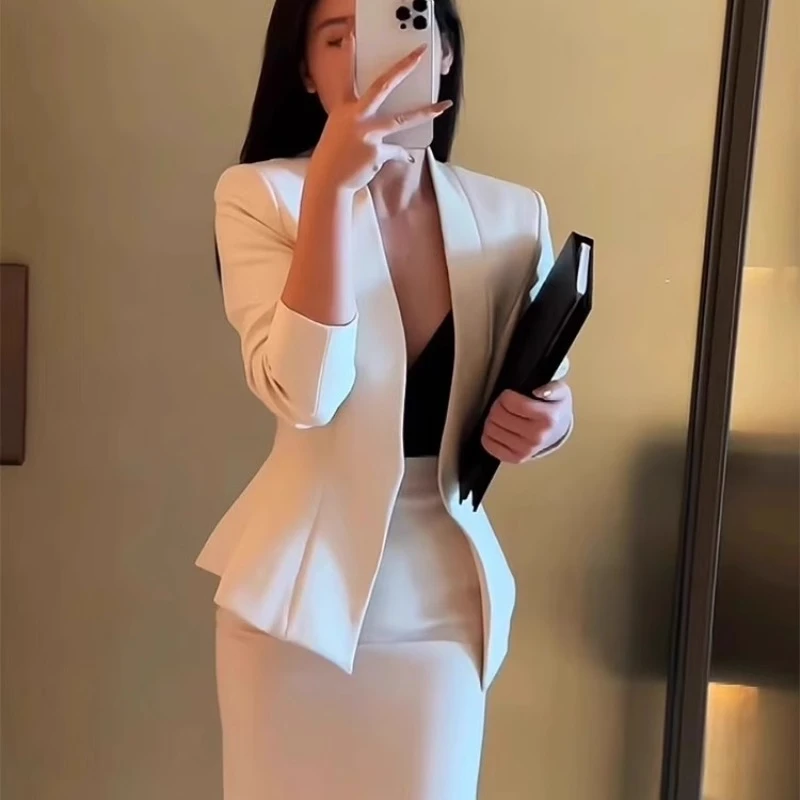 女神范气质高级感西装套装女2025新款显瘦炸街小个子包臀裙两件套