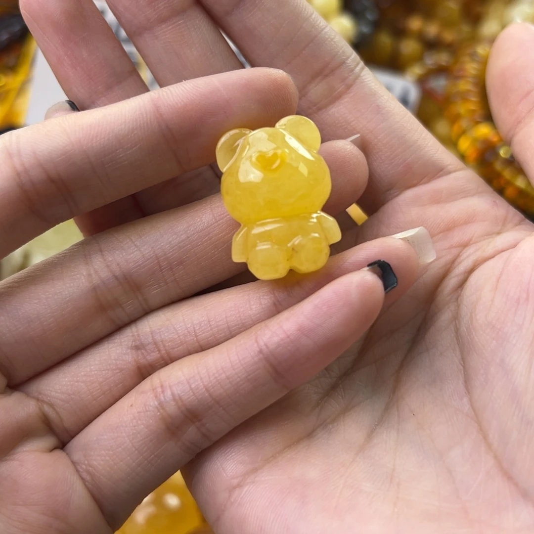 琥珀珠宝奇石未镶嵌