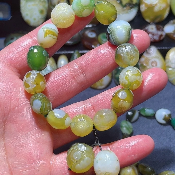 玛瑙/玉髓未镶嵌珠宝奇石