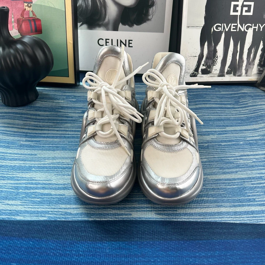 99新 LouisVuitton/路易威登 葡萄籽奢潮/LV银色老爹鞋/37.5网面
