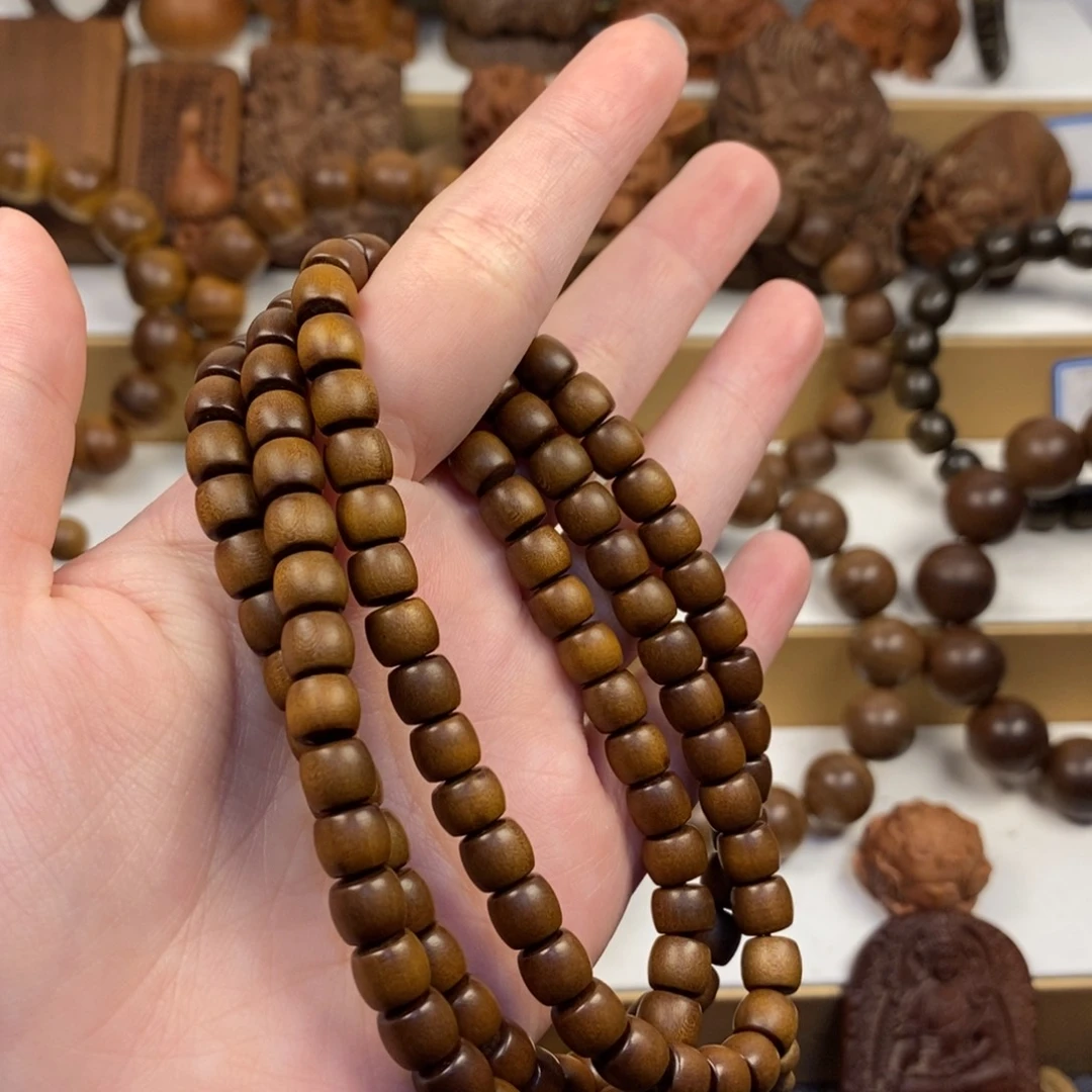 M***生檀香木手串/手链老山檀香6/7/108直切顺纹奶香