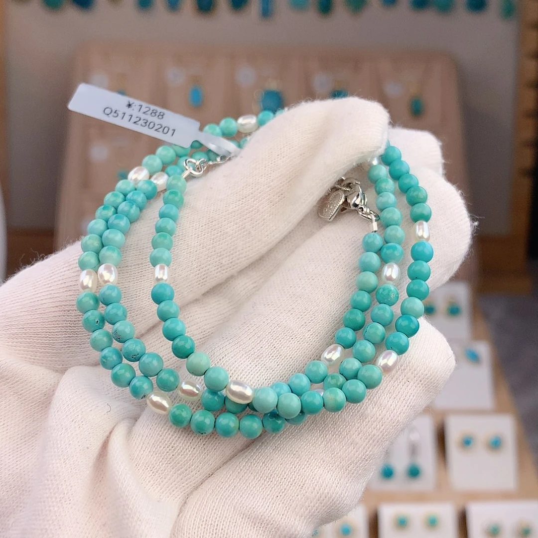 绿松石未镶嵌颈饰