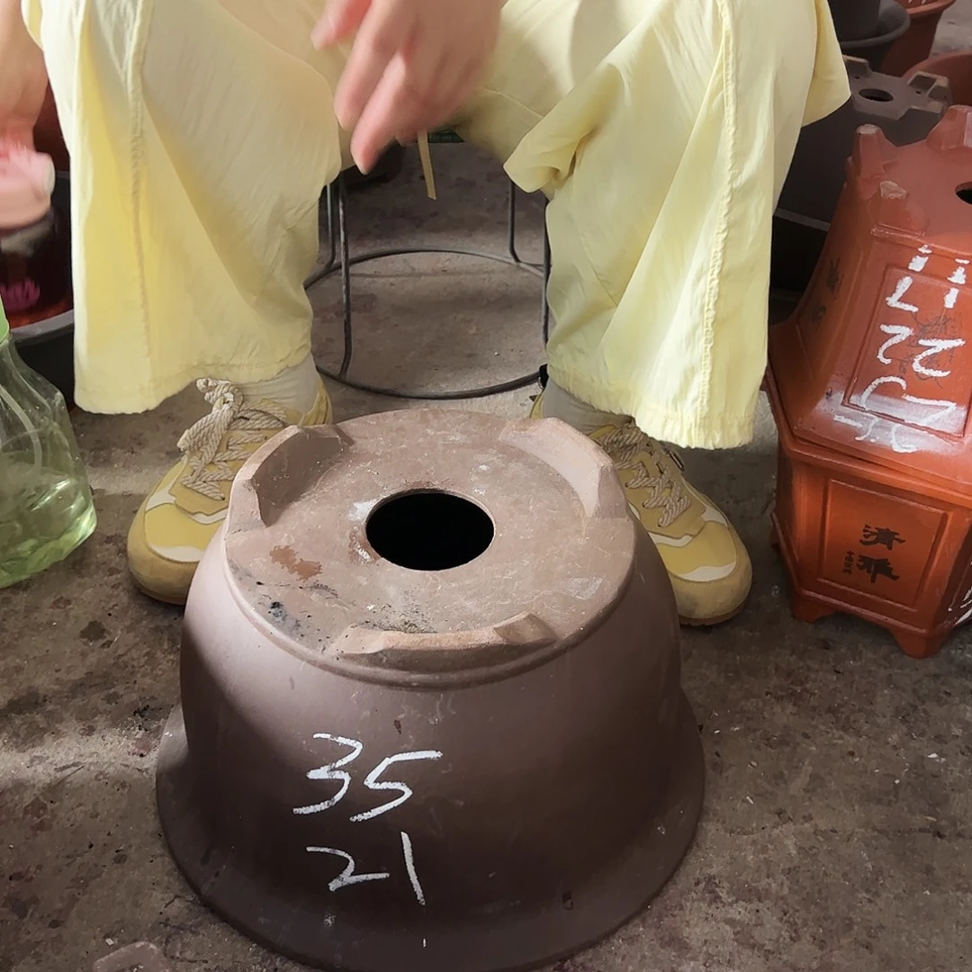 35素面金钟花盆花盆花盆