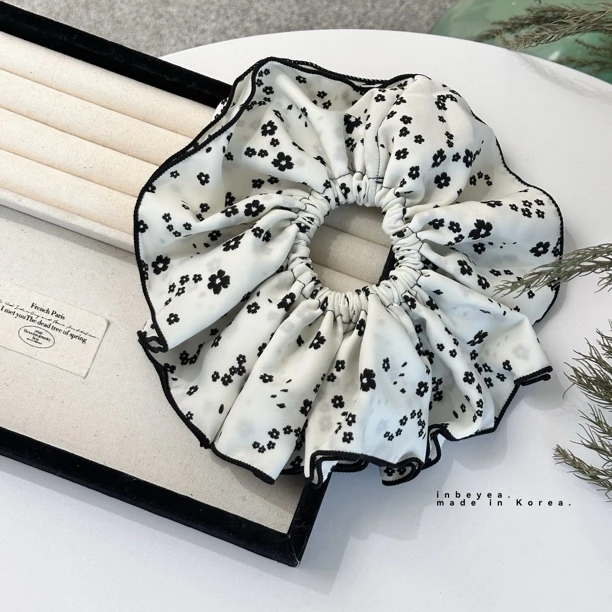 黑色小花大肠发圈