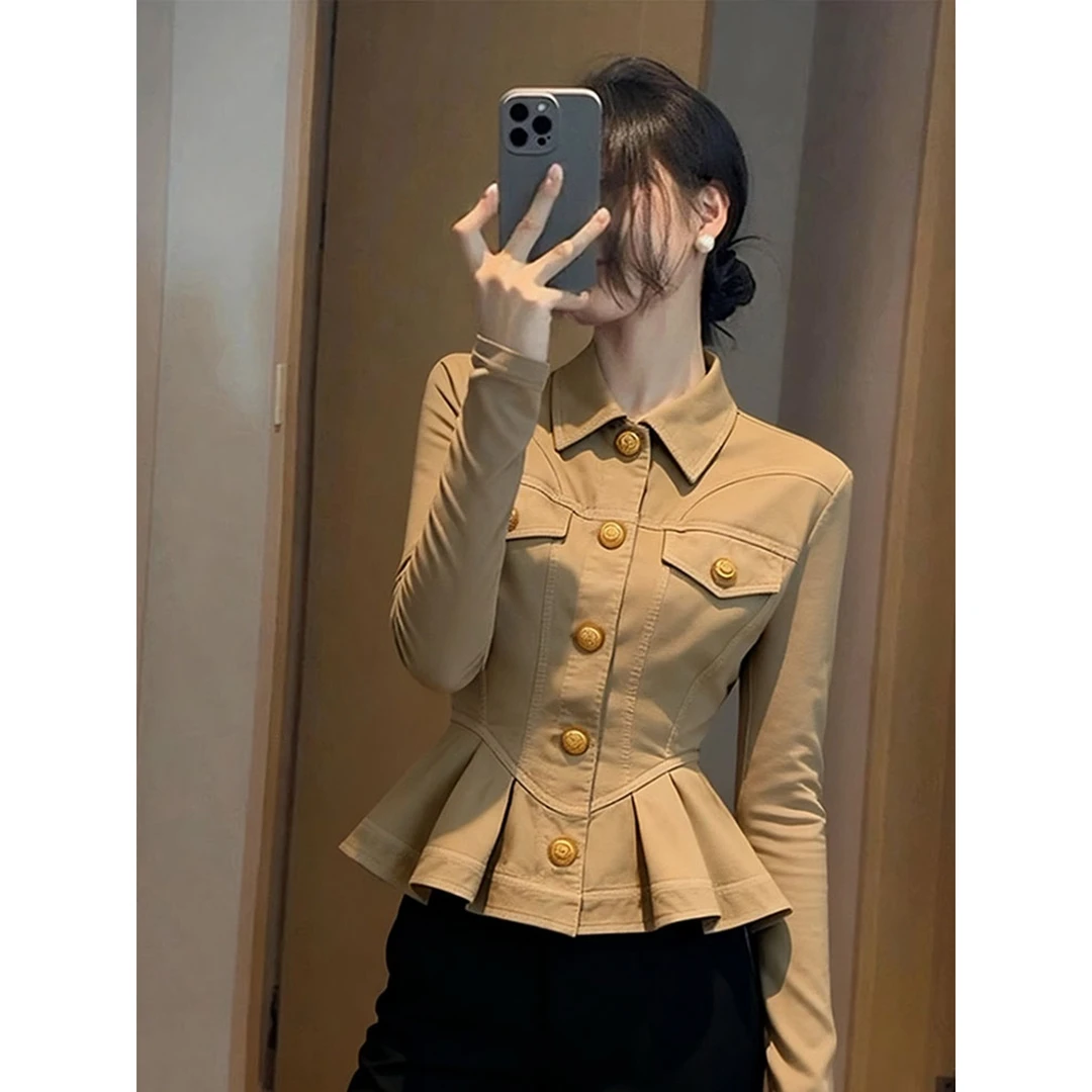 秋季小个子洋气显瘦气质时尚收腰修身短款小众韩版设计感排扣外套