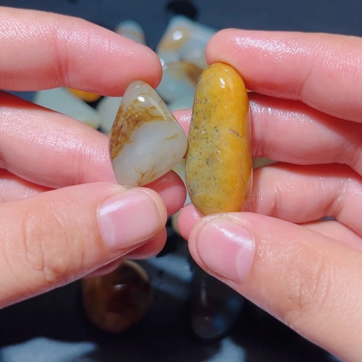 颈饰未镶嵌和田玉2