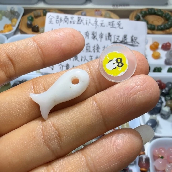 和田玉未镶嵌珠宝奇石