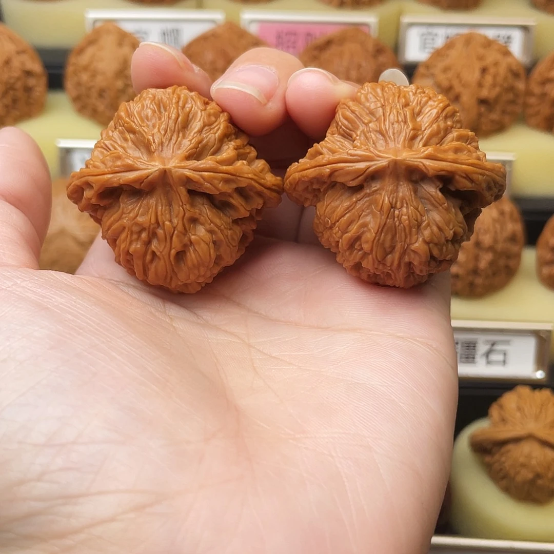 文玩核桃吊坠南疆41尺505