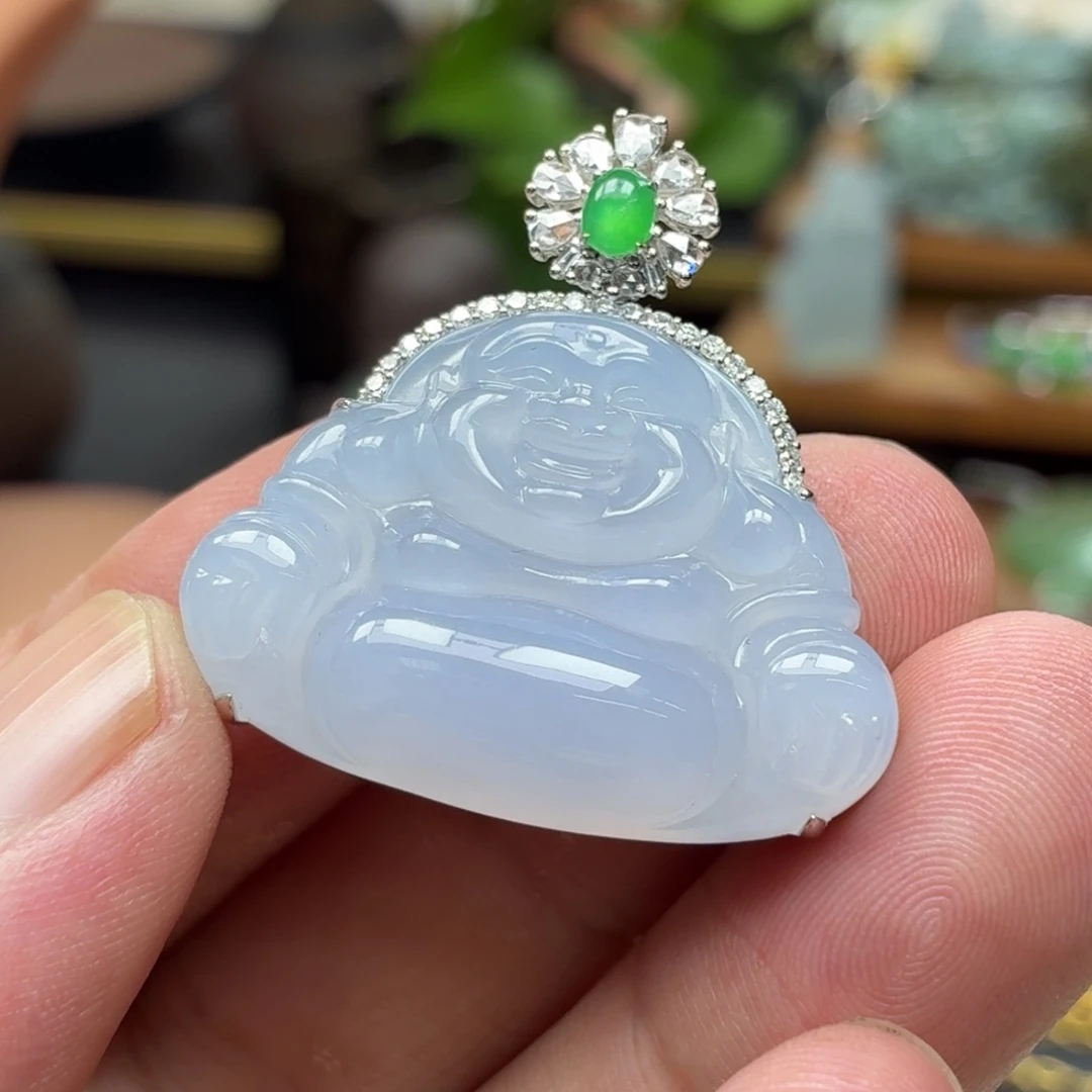 颈饰18K金镶嵌翡翠