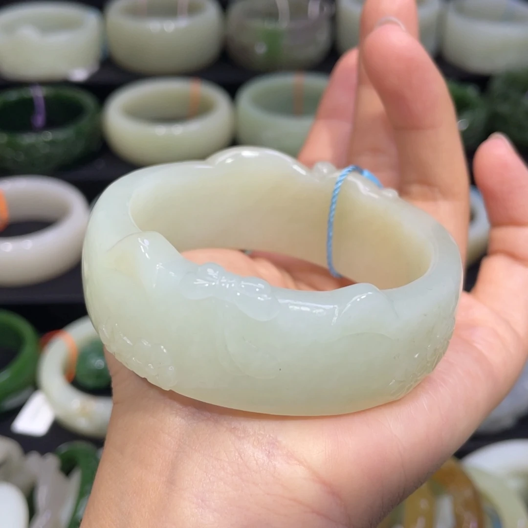 未镶嵌手镯和田玉16