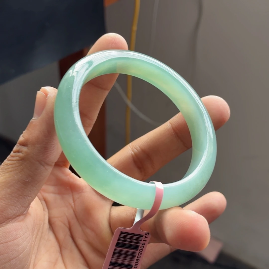 翡翠未镶嵌手镯翡翠