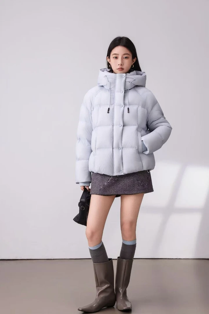 {小凡专属}高端女士连帽插肩袖极简风短款保暖潮流情侣秋冬羽绒服