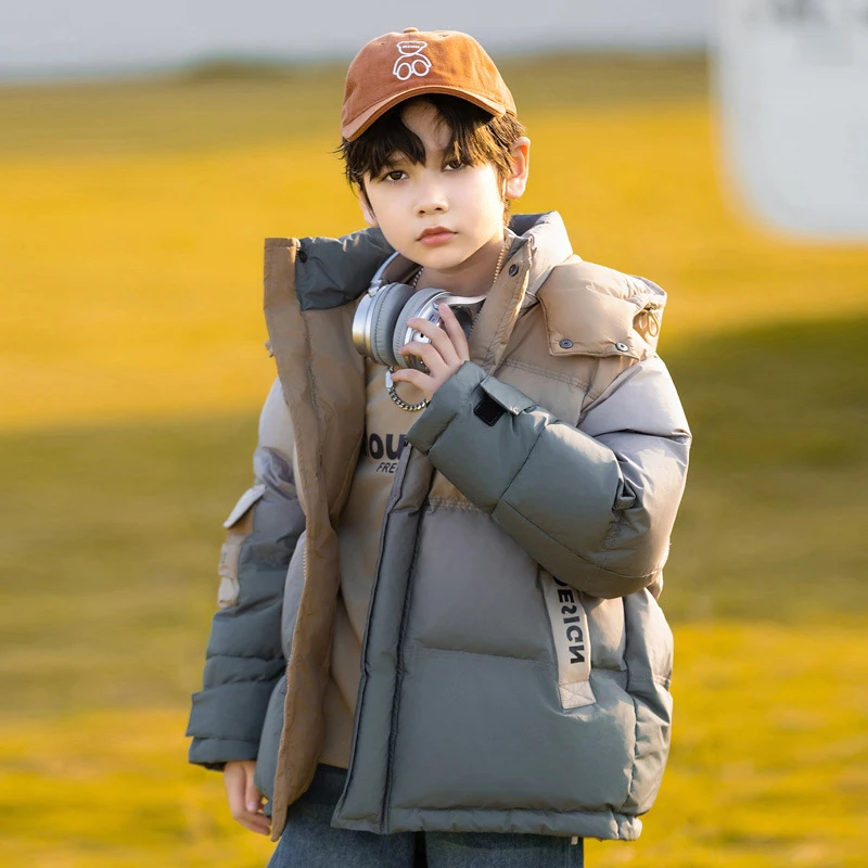 尺码三防防风连帽冬季婴儿儿童羽绒服中大童2025新款渐变韩版男童