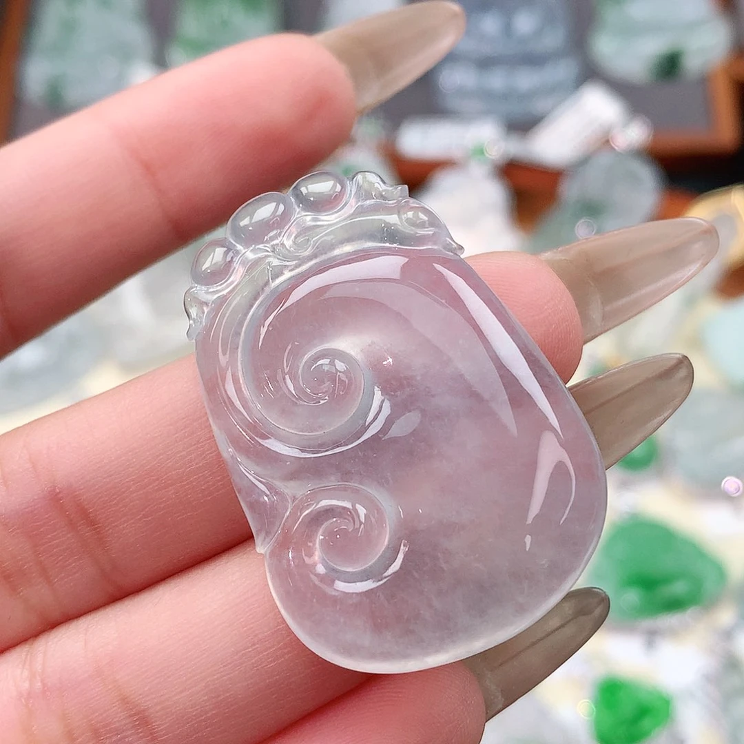 颈饰未镶嵌翡翠如意