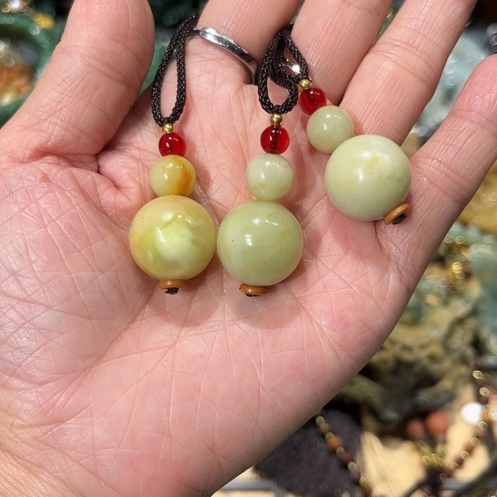 未镶嵌岫玉毛衣链