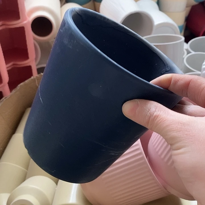 陶盆有孔 瑕疵针孔漏釉介意勿拍外口 12外高13