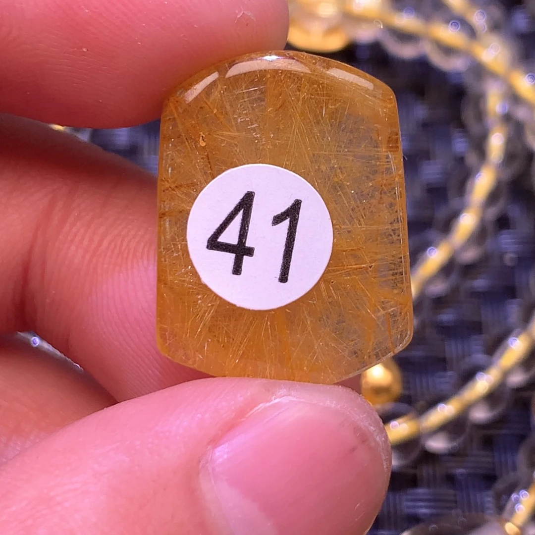 未镶嵌颈饰水晶星**海