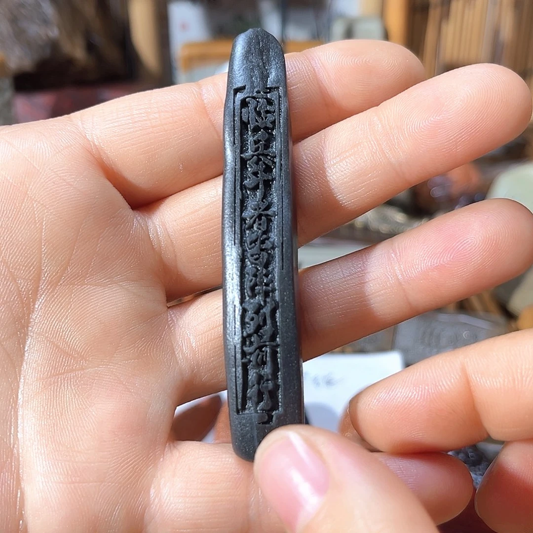 原石雕刻手把件，脖挂