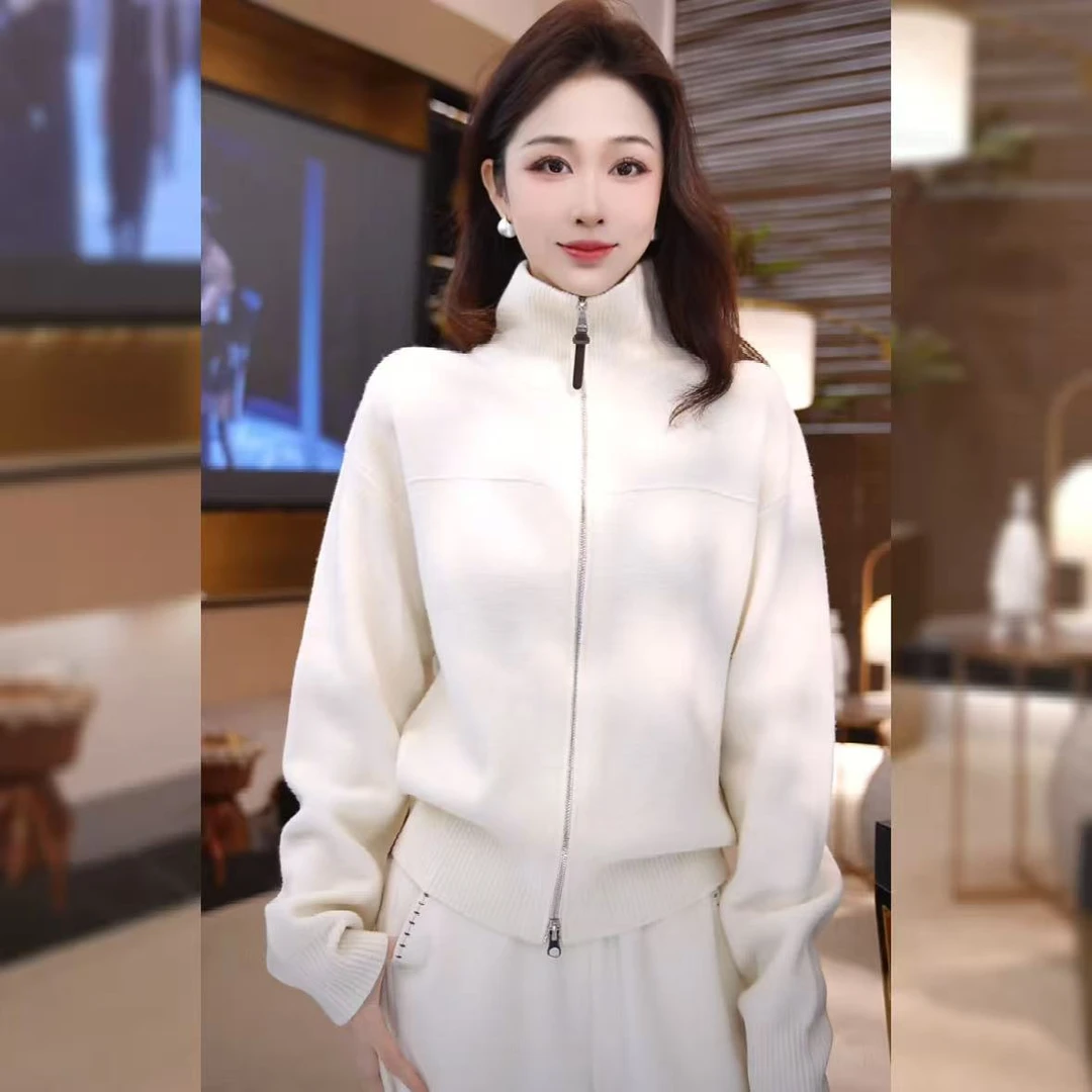 【林雪雪】隐奢秘境秋冬新款气质百搭时尚减龄纯色外套113900