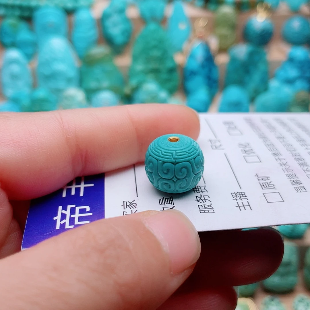 爱***赢绿松石未镶嵌颈饰