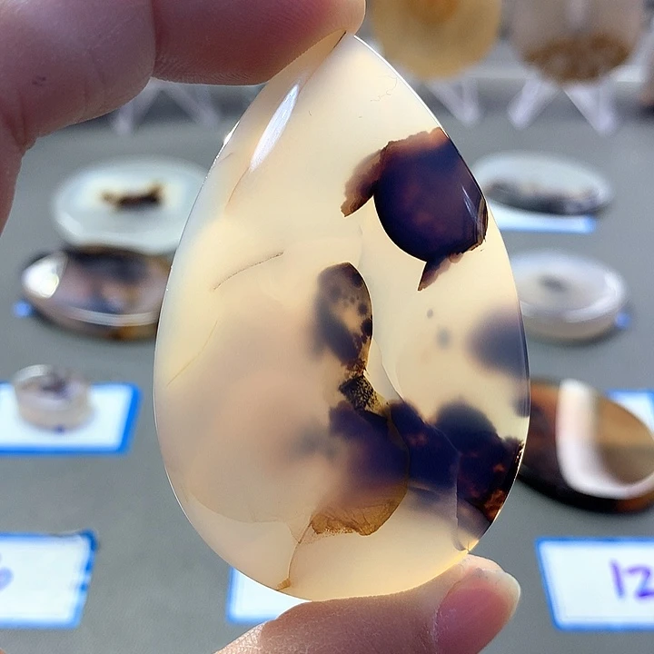 未镶嵌颈饰玛瑙/玉髓