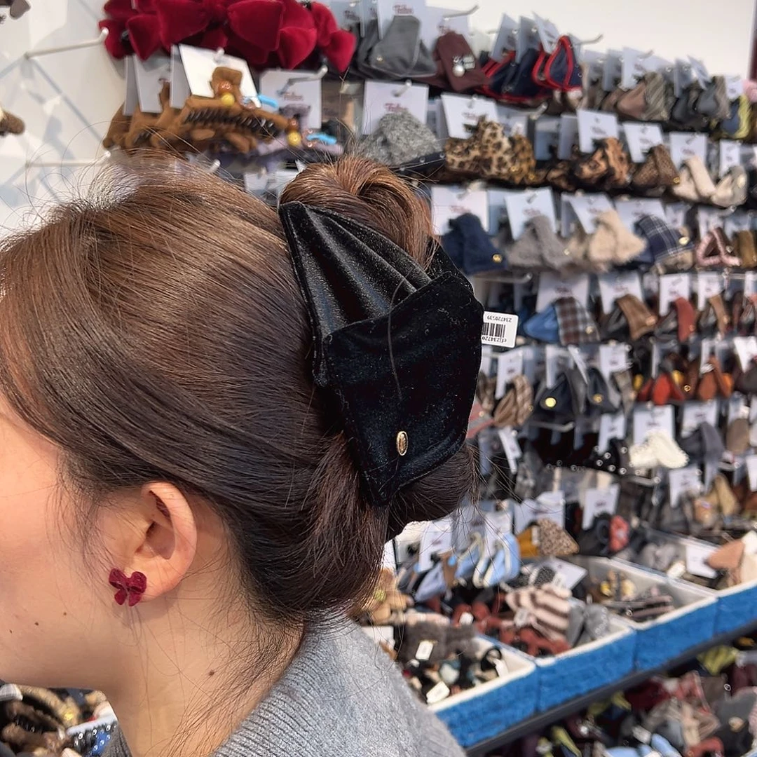 布艺铁合金三角抓