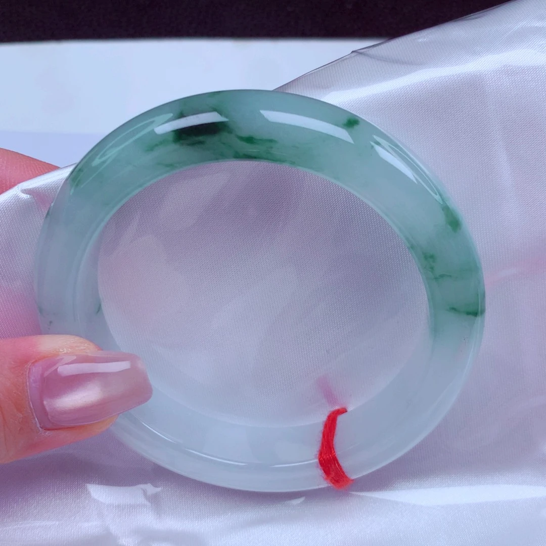 翡翠未镶嵌手镯手镯