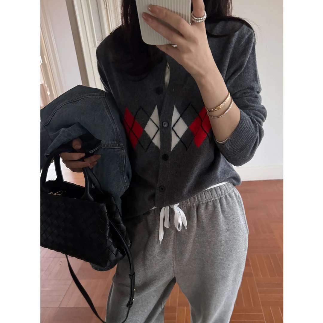 KEEP KAPU靠谱【Miu菱格】a*c秀款私藏!26针绵羊毛经典开衫KP253695