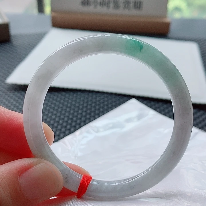 翡翠手镯未镶嵌53圈口黄加绿手镯