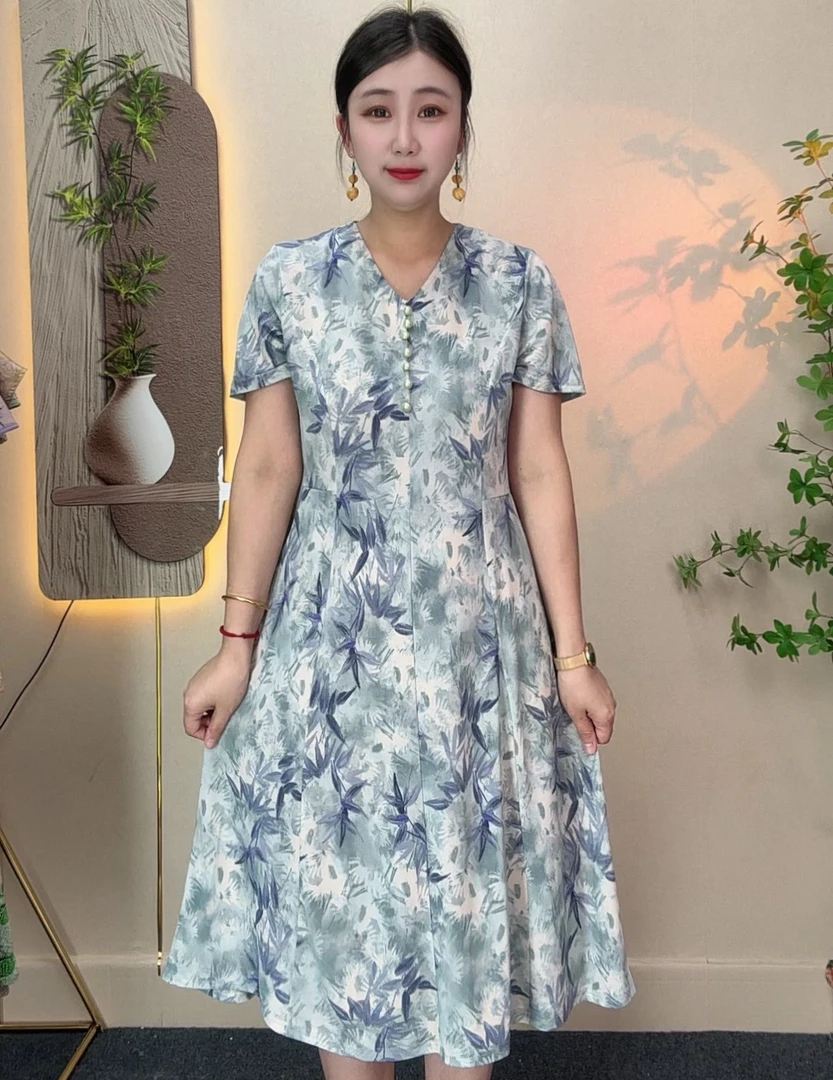 夏季新款连衣裙气质优雅妈妈装显瘦遮肉减龄