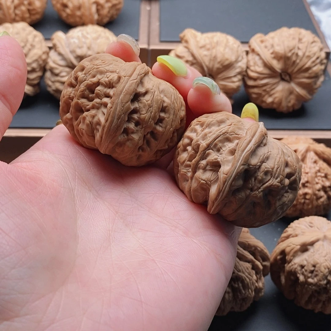 【闪购商品】文玩核桃把件元宝42