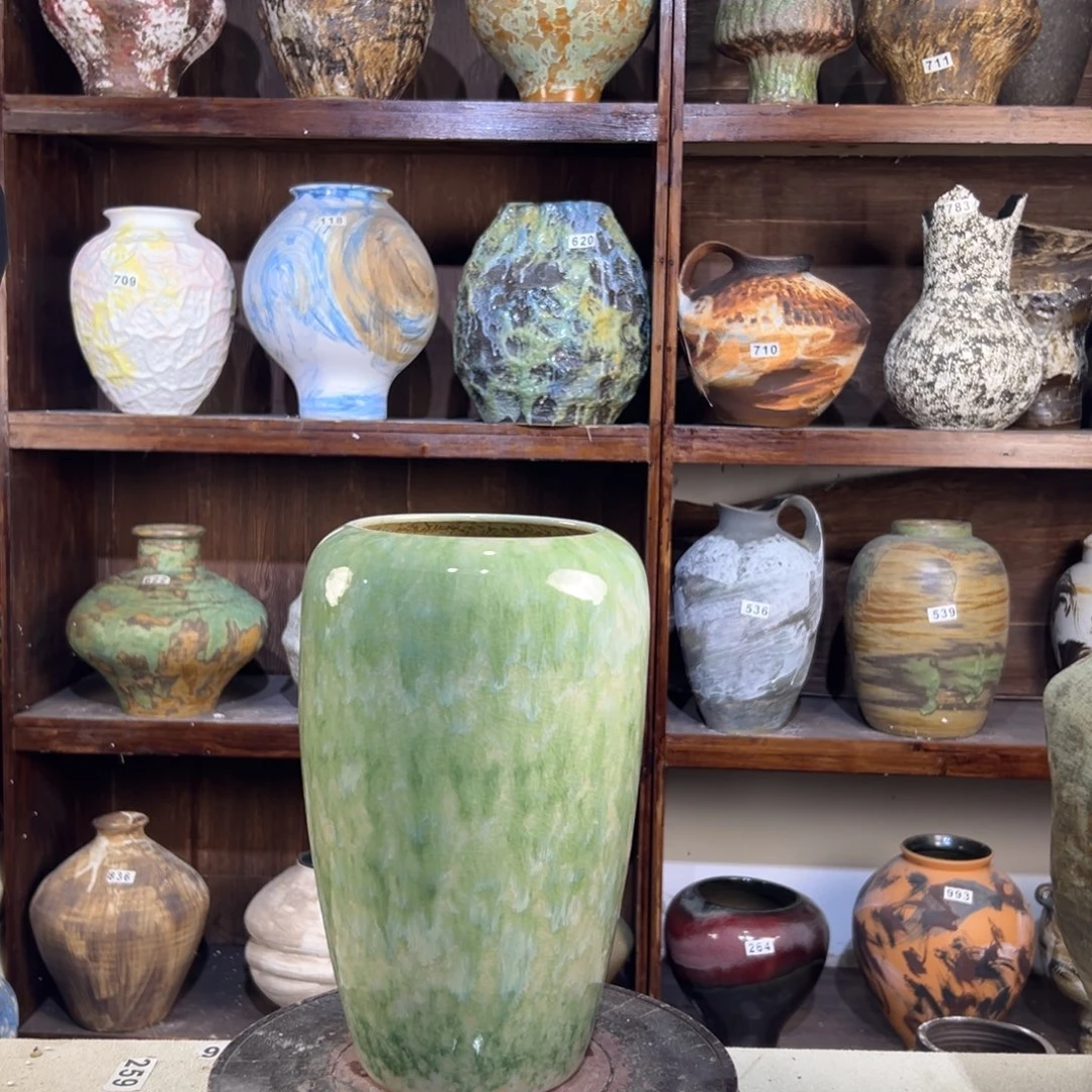 摆件716G8阿平左右的话题目光