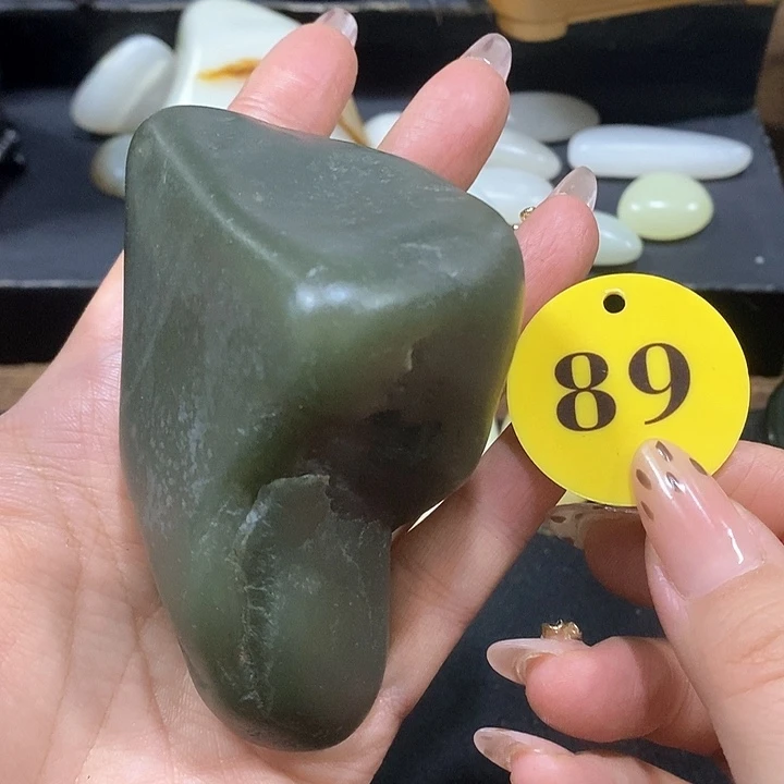 未镶嵌和田玉（糖玉）挂件