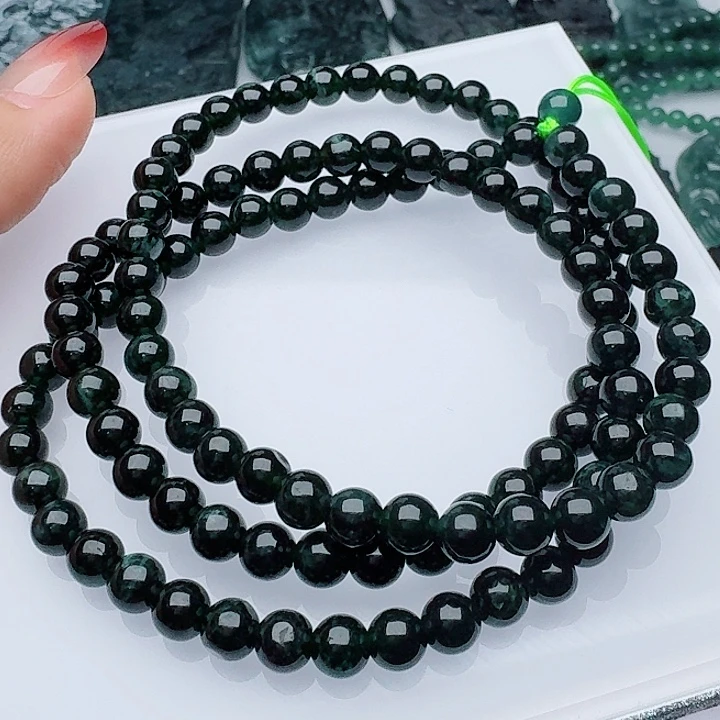 颈饰未镶嵌翡翠天然的A货翡翠多样性发其一