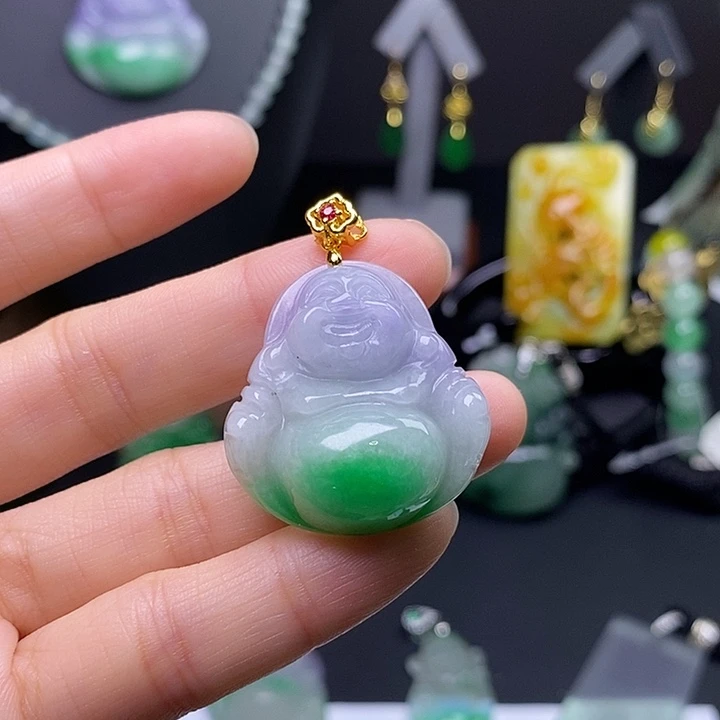 翡翠未镶嵌吊坠(赠链)