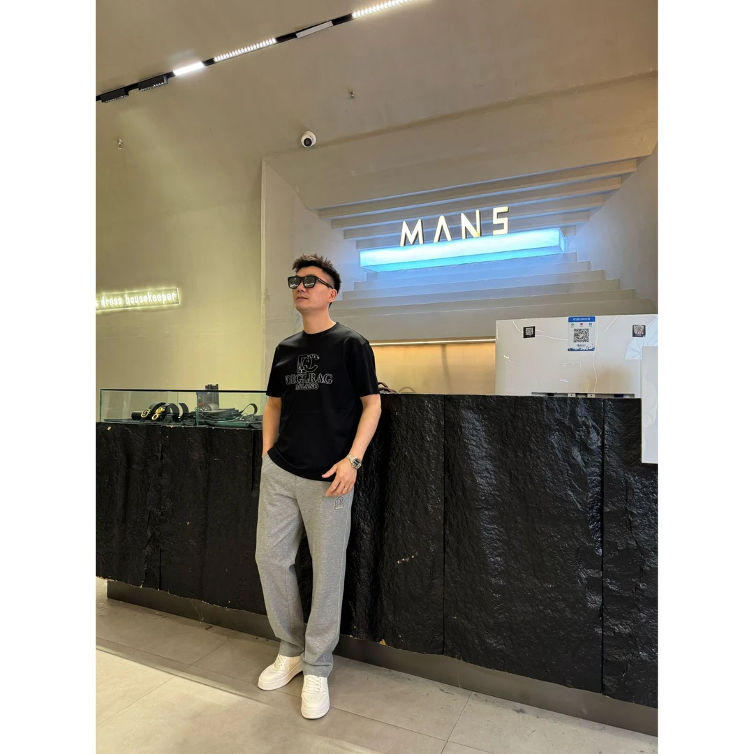 MANS名店-2025夏季新款休闲时尚男士T恤-AM-8909