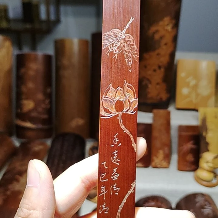 竹竹雕荷花书签手把件