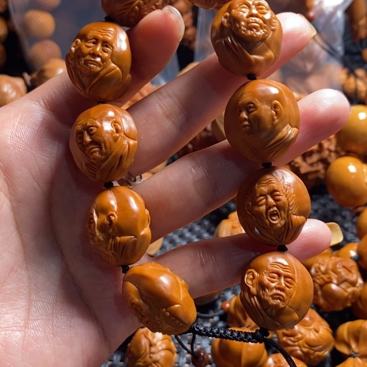 橄榄核吊坠三疯罗汉