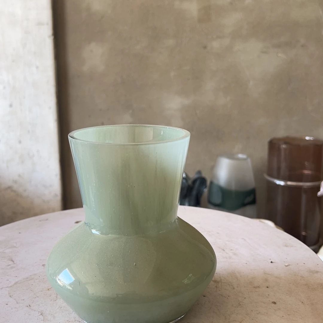 弘扬琉璃花器微瑕高度15