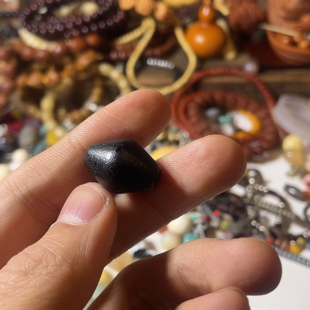 彬****吊坠白玉菩提珠子