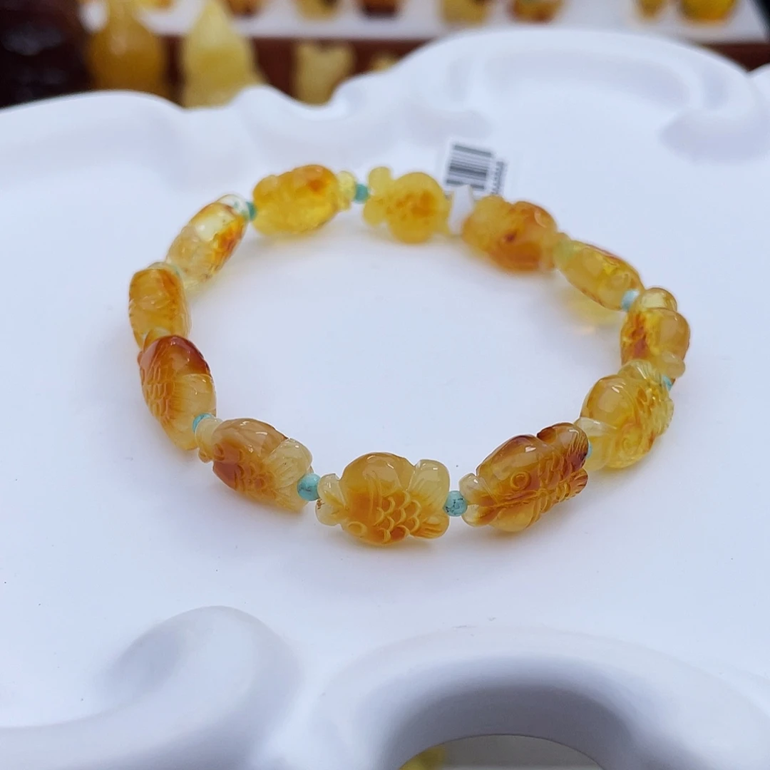 琥珀吊坠(赠链)未镶嵌
