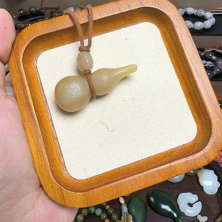 梦***人吊坠(不含链)未镶嵌和田玉