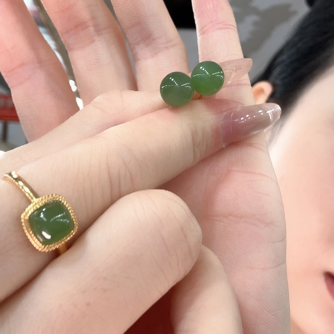 和田玉银S925镶嵌耳饰