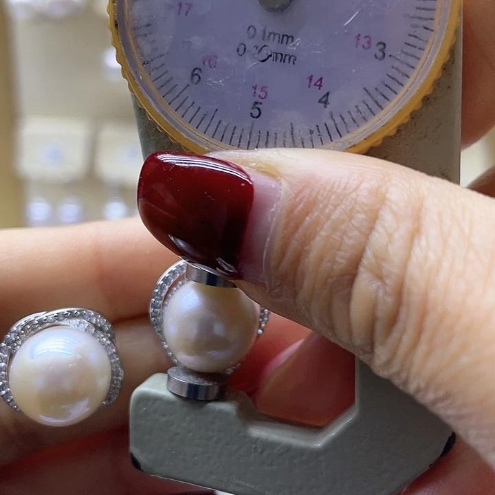 淡水珍珠耳饰银S925镶嵌