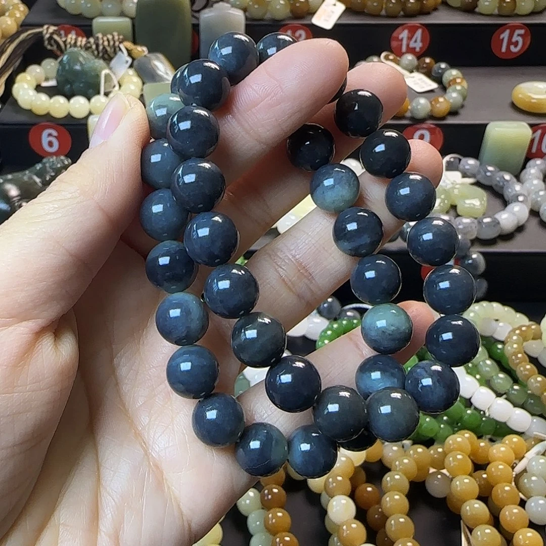 和田玉未镶嵌手链拍一发一，包容结构