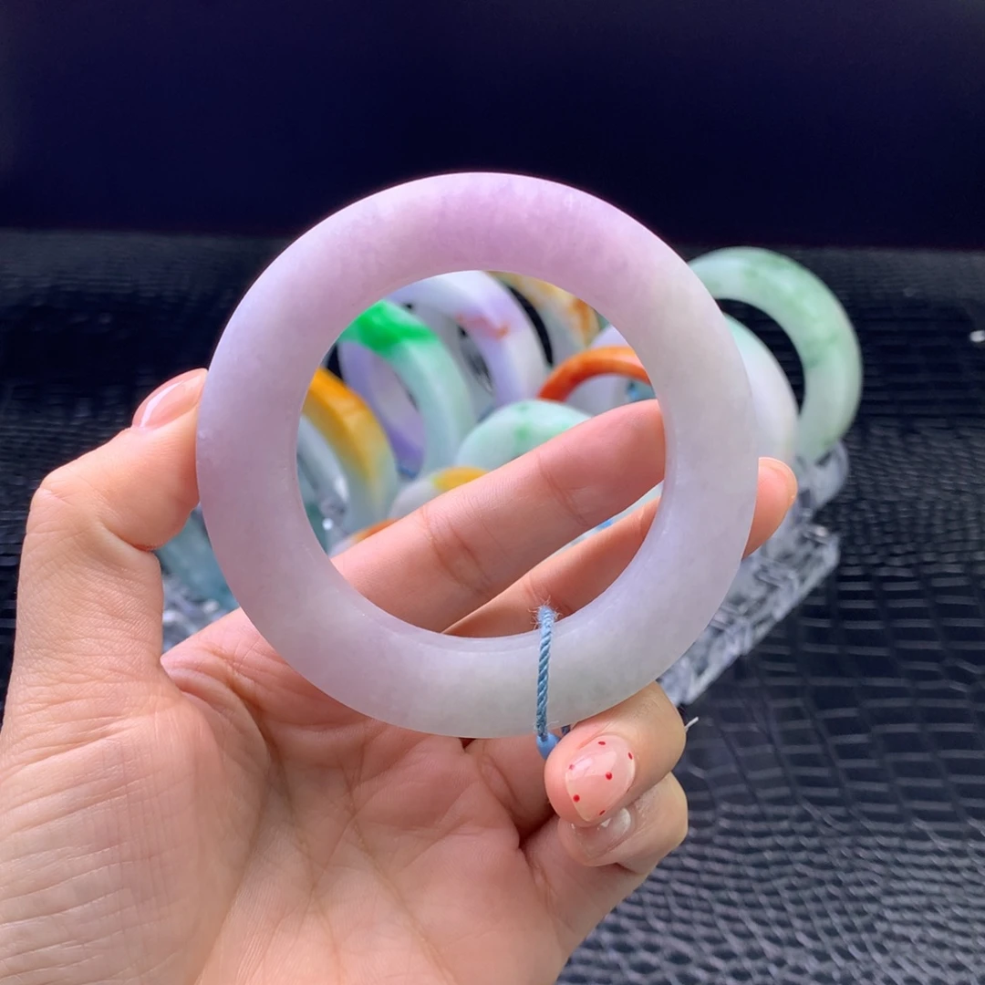 秀***定制翡翠未镶嵌手镯