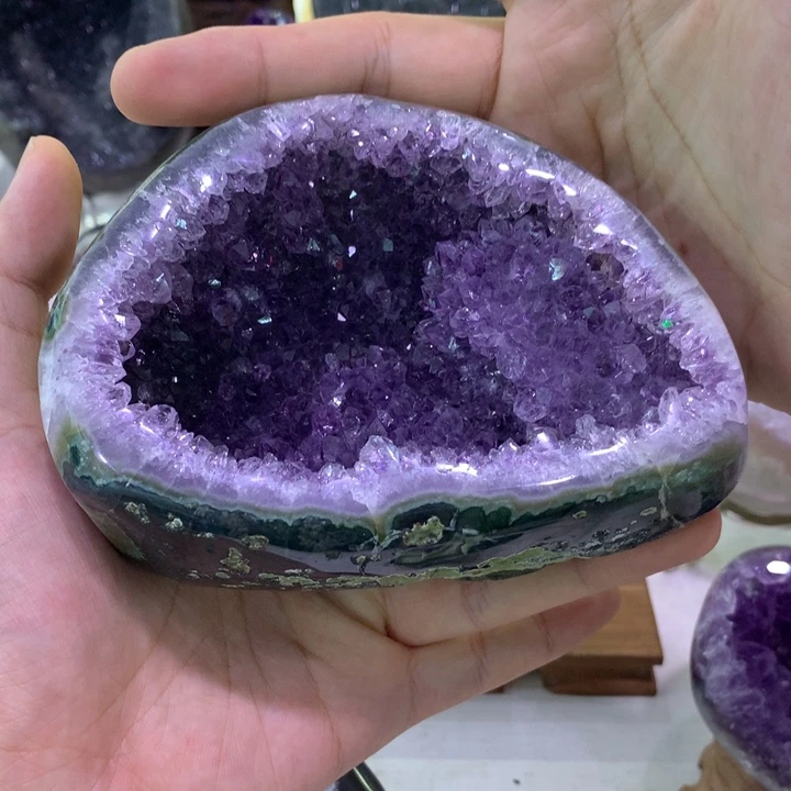 未镶嵌大型摆件（非配饰）水晶