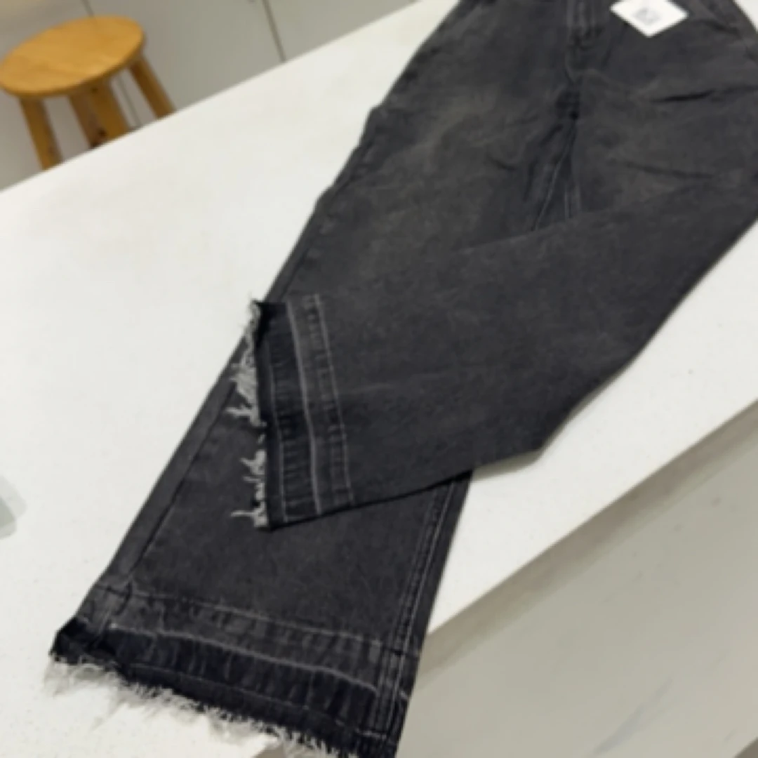 【心依阁铭品】221单款春夏新品直筒裤毛边