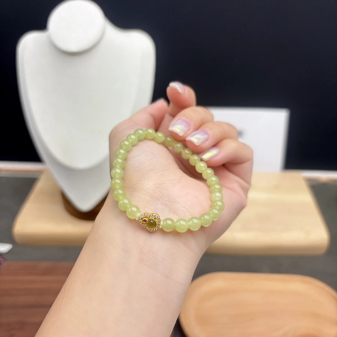 单圈和田玉新疆老料若羌黄口卡6MM搭配葫芦路路通配饰手串Y330350