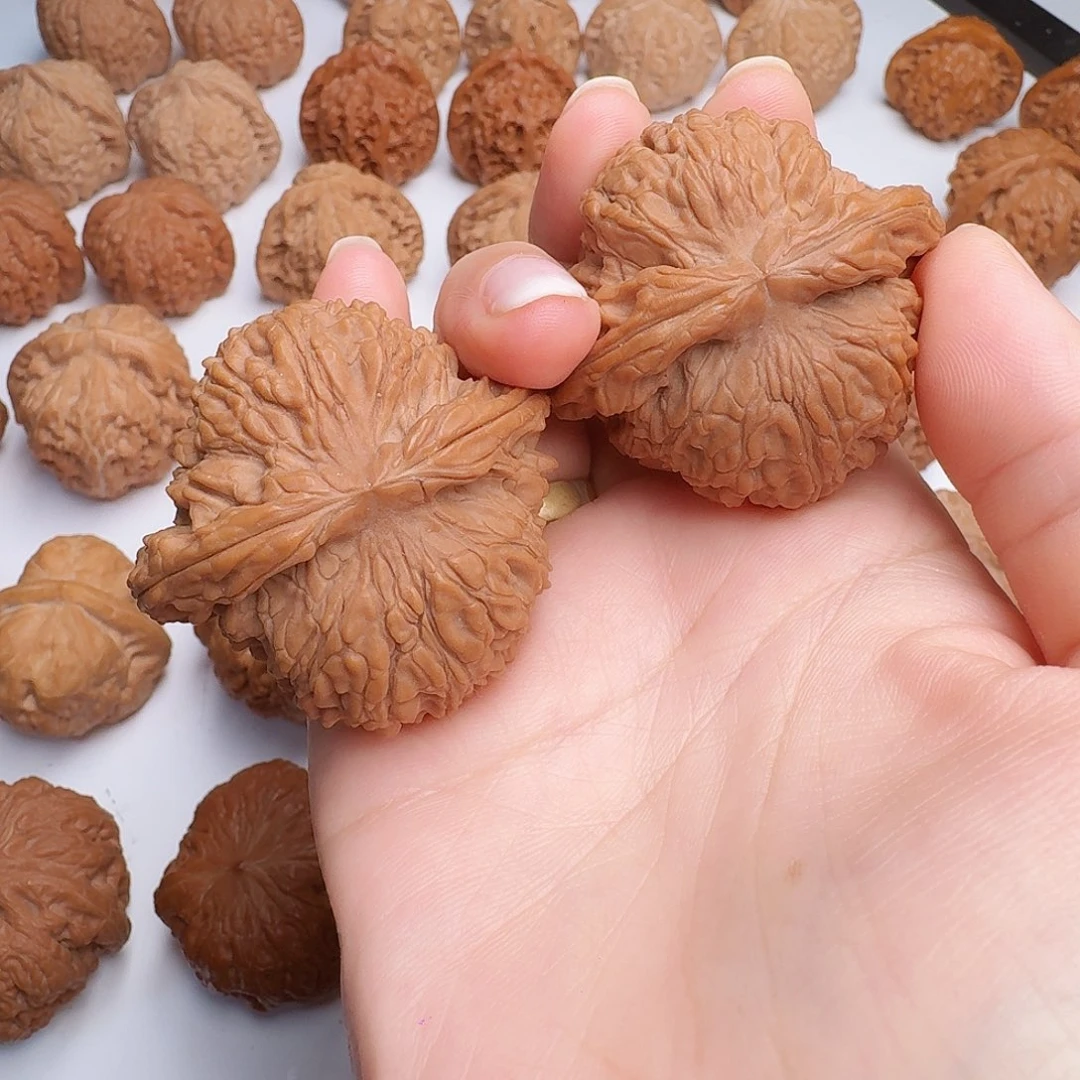 桃核吊坠南疆石头